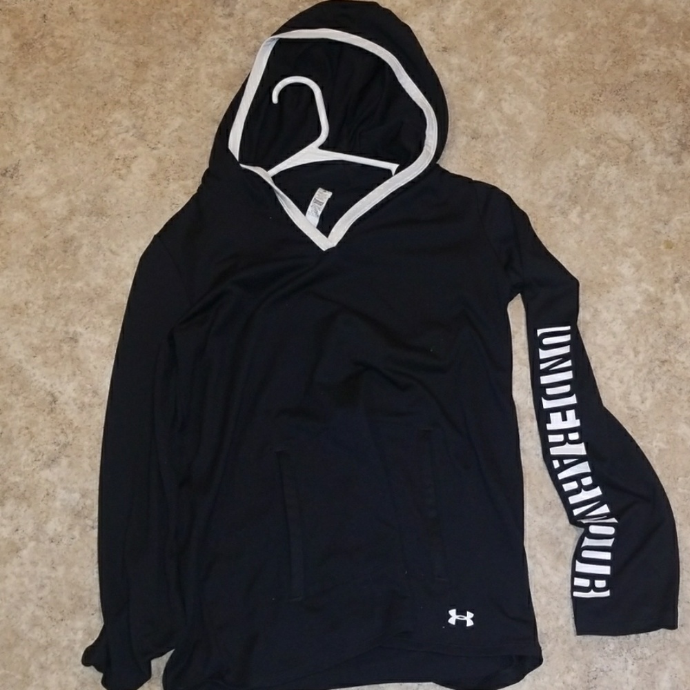 Under armour v neck hooded long sleeve
